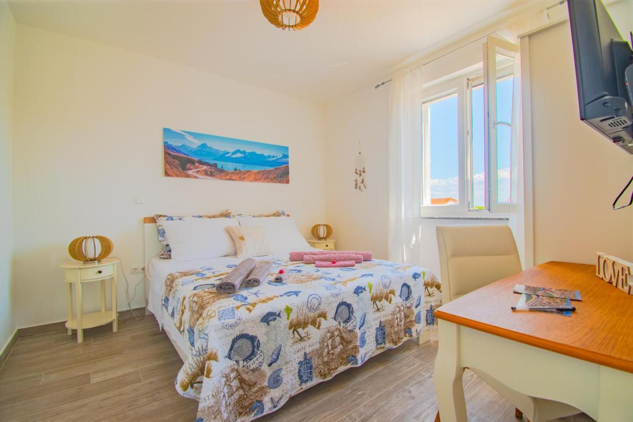 Olea Apartments Vir Extérieur photo