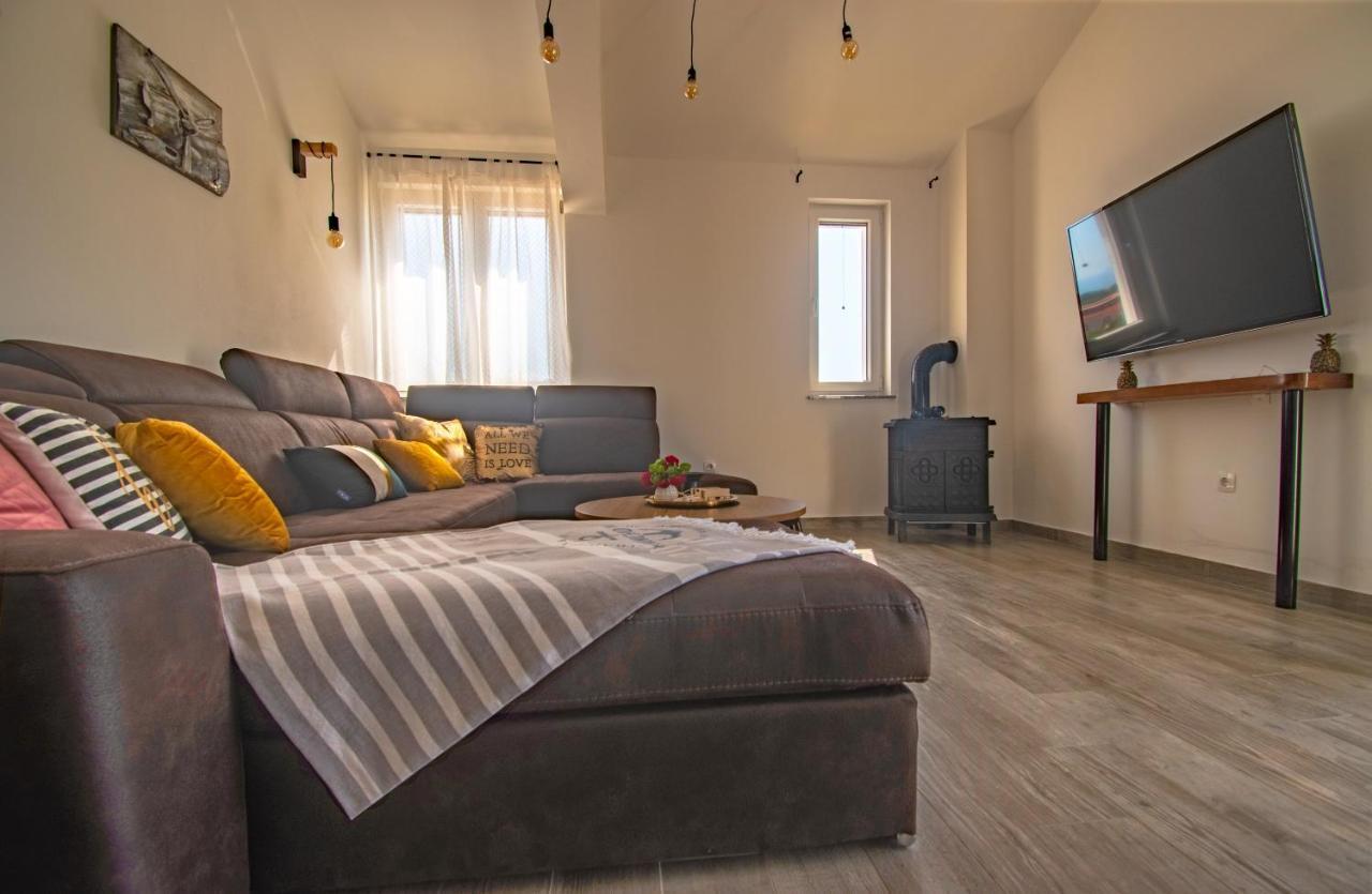 Olea Apartments Vir Extérieur photo