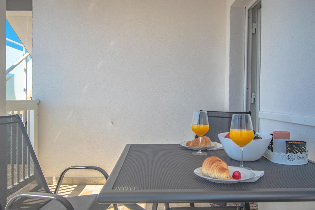 Olea Apartments Vir Extérieur photo